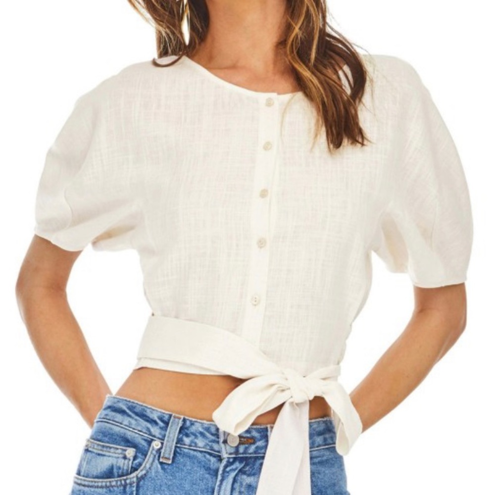 ASTR the Label Tie Front Crop Top